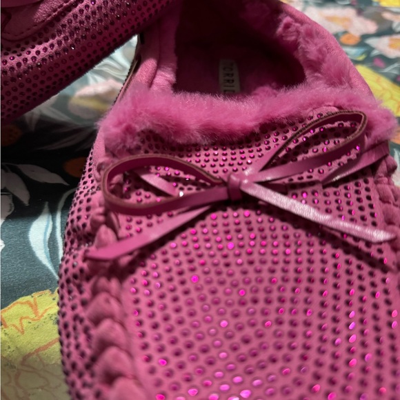 Torrid size 10 sparkle slippers! - Picture 3 of 5